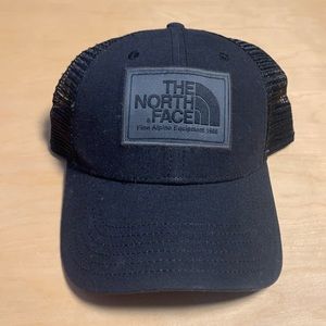 Black North Face Adjustable Hat